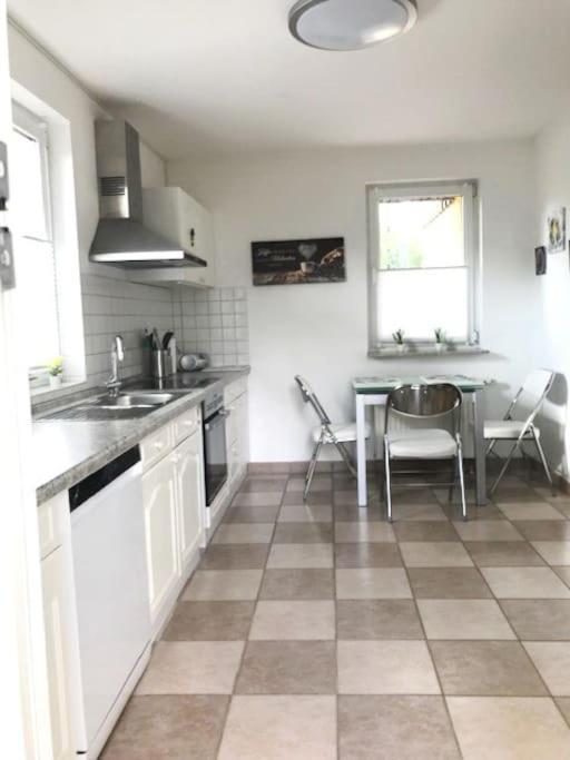 Komfortables Einzelhaus Mit Garten Halstenbek Buitenkant foto